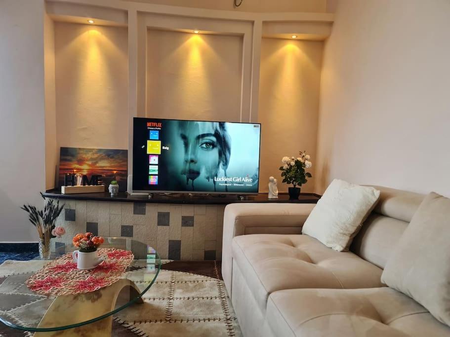 Апартаменты Sweethome Center, Skanderbeg Square Тирана