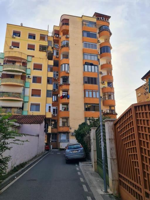 Sweethome Center, Skanderbeg Square Апартаменты